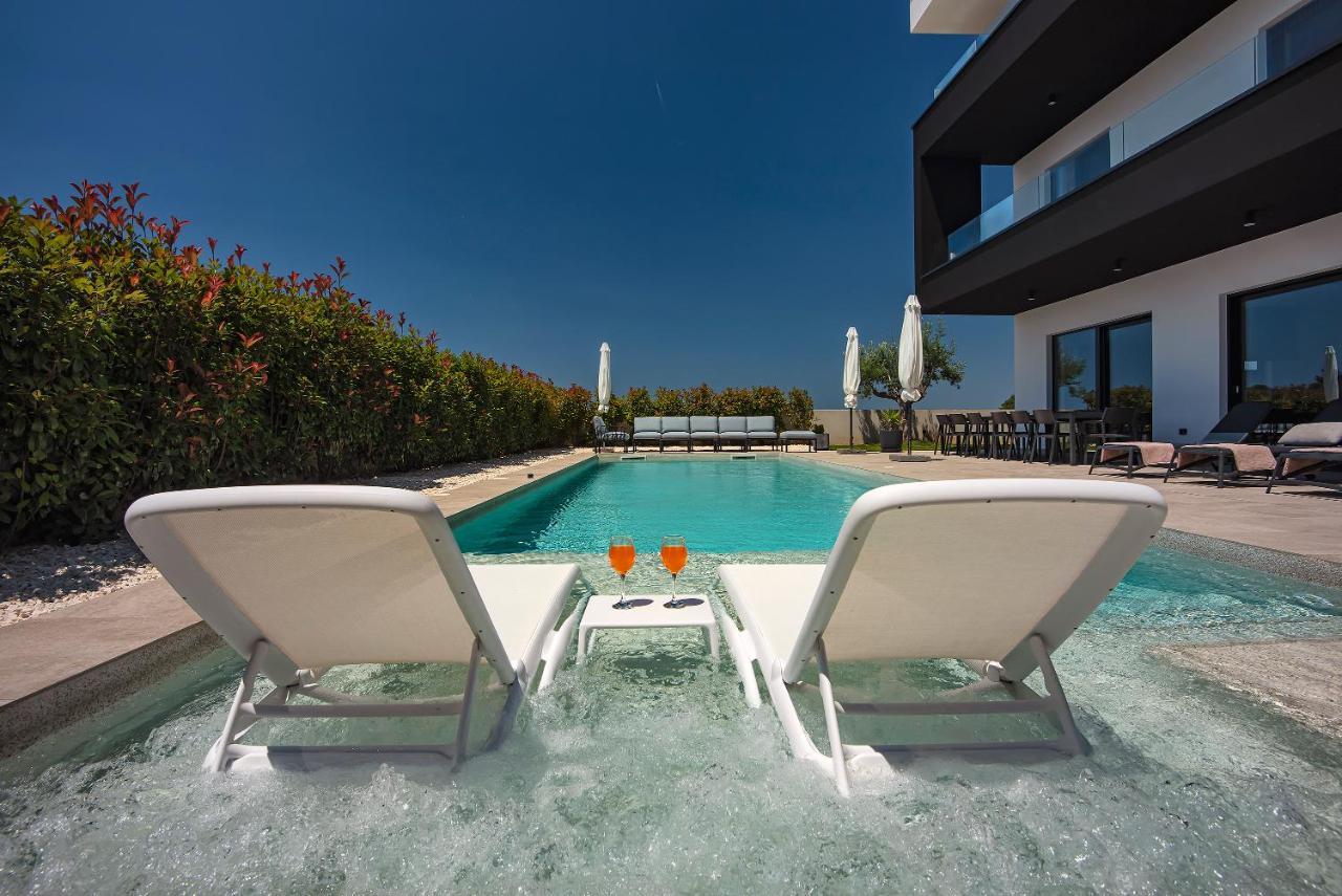 Villa Aquarius Pula Extérieur photo